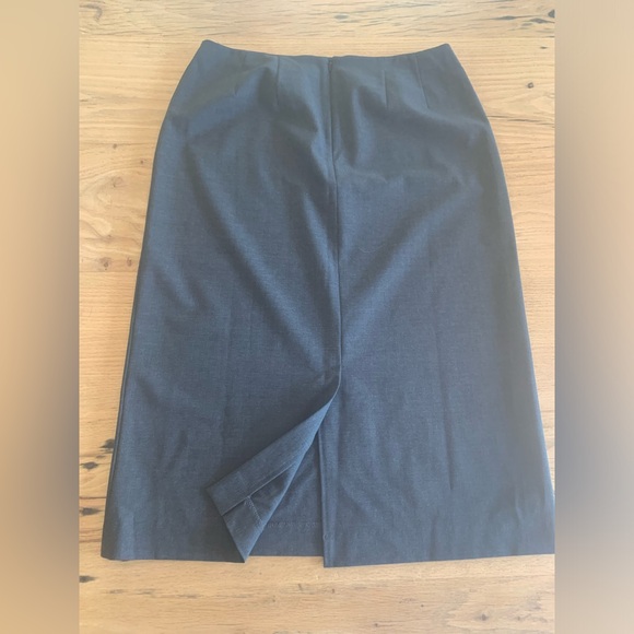 Eddie Bauer Pencil‎ MIDI Skirt Stretch Wool Blend Gray Women’s 14 Preloved - Picture 6 of 6